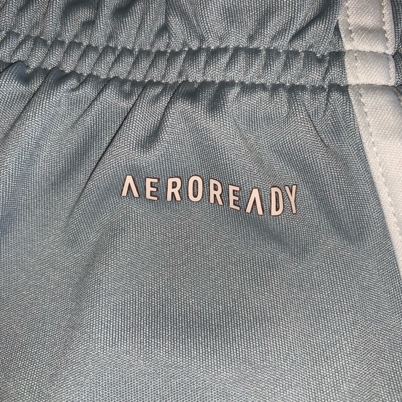 Adidas. Boy’s youth soccer/athletic Aeroready shorts. Virtually new! Sz Small - Picture 5 of 9